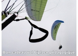 bon-cadeau-vol-biplace-pedagogique-flying-puy-de-dome_546877652