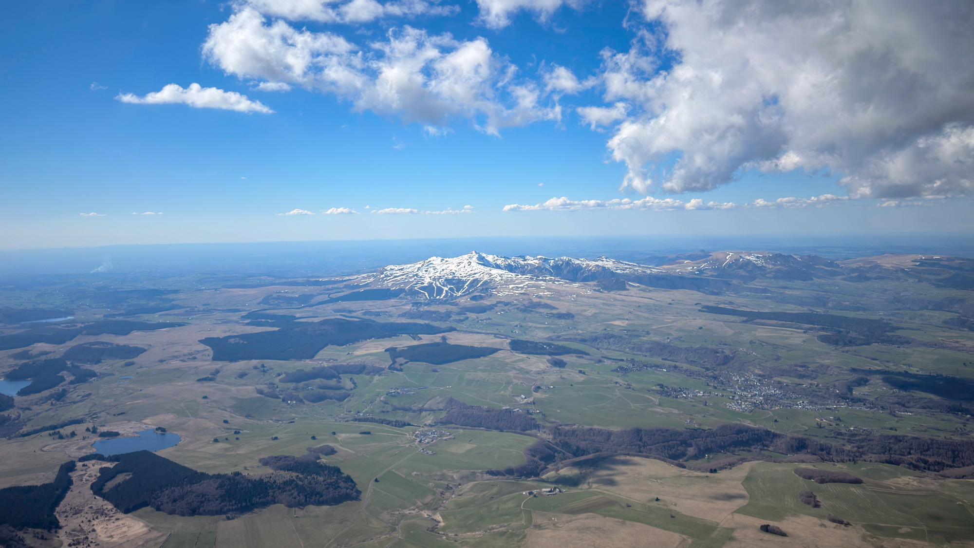Cross Parapente Flying Puy De Dome 4